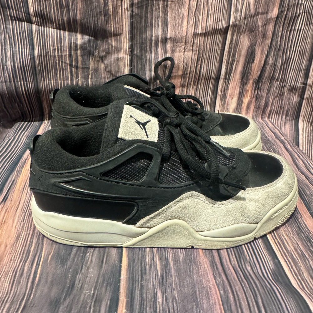 Jordan 4 RM Blacklight Sneakers